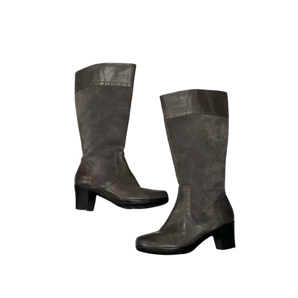 Clarks Women’s Dream Regal‎ Leather and Suede Knee High Boots Gray Size 11M - Picture 1 of 10